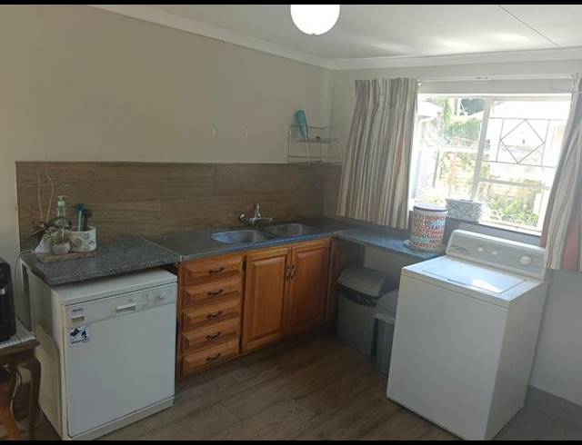 6 BEDROOM HOUSE FOR SALE IN SASOLBURG